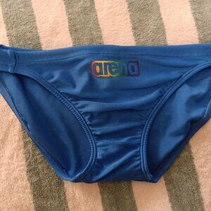 ARENA BLUE SWIM BRIEF, 1" SIDES, RAINBOW LOGO ASIAN SIZE "M" (Pre-Owned)